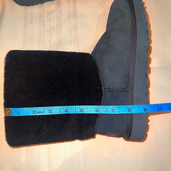 UGG Black Winter Boots - Picture 8 of 11